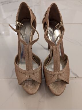 Gianni Bini Glam Metallic T-Strap Heel Sandals in Rose Gold